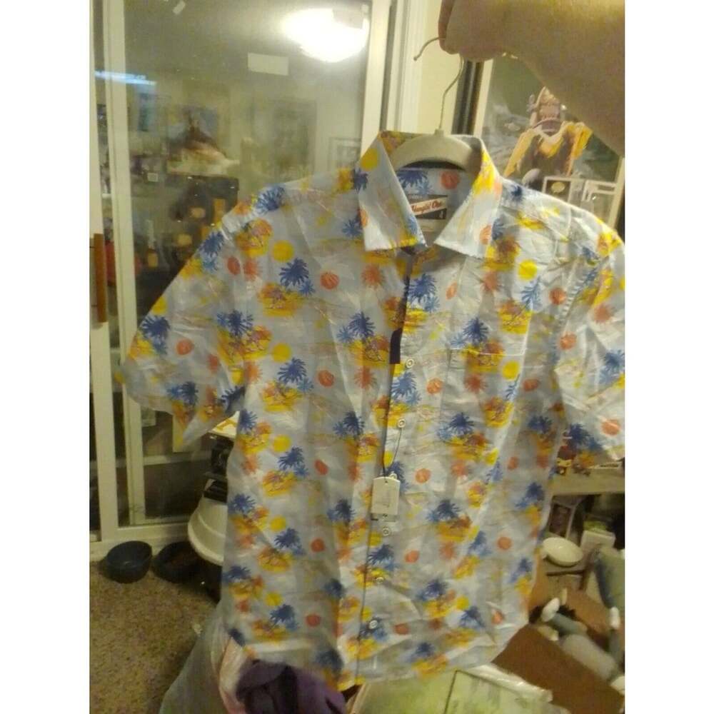 Johnnie-O Hangin' Out Hawaiian print Button Up Small CR2